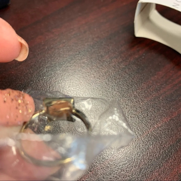 Avon majestic beauty 3 piece ring set size 10 blue/goldtone - Picture 4 of 5